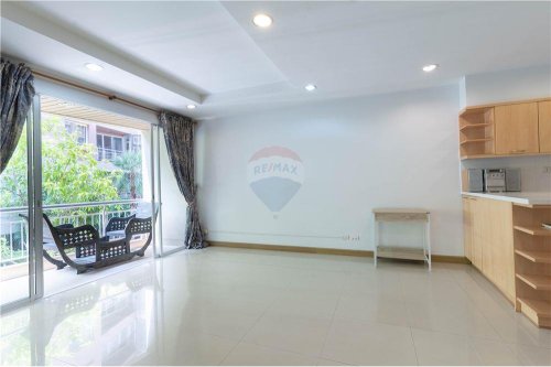 The Rise Sukhumvit 39 Bangkok Condo for sale