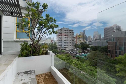 Luxurious 6 storey House with pool for Sale in Watthana Bangkok - Baht 150M