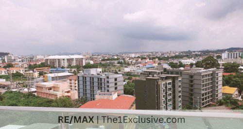 City Garden Tower Pattaya Condo for Sale - Baht 3.1M